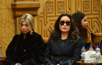 عزاء والدة لطيفة